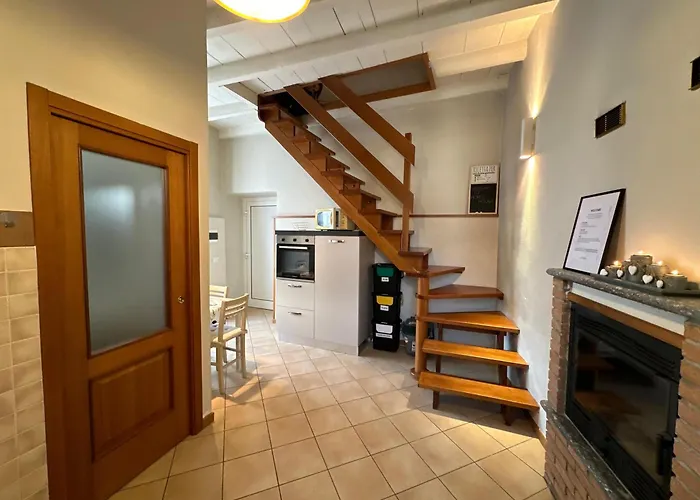 Apartment Moni's House *