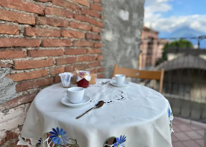 Moni's House * Gravedona